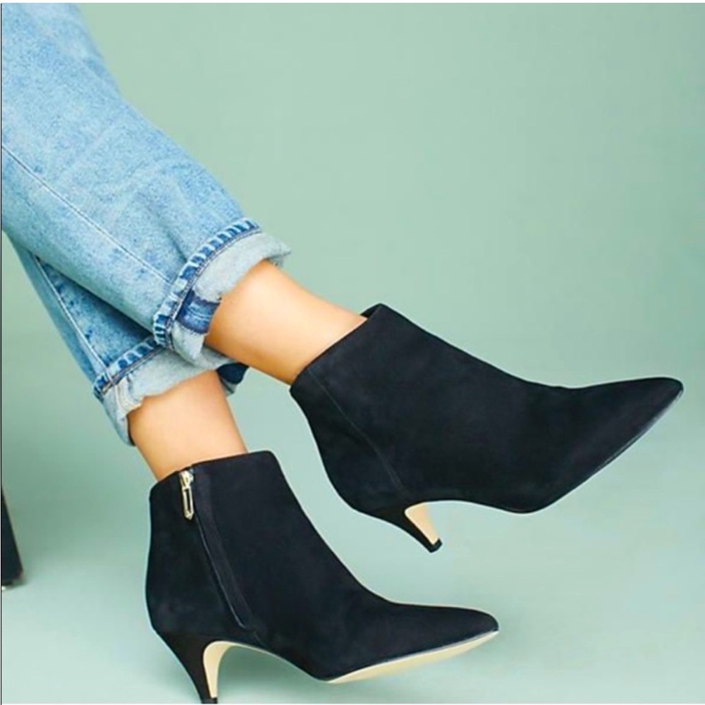Sam Edelman Kinzey kitten heel black suede ankle booties